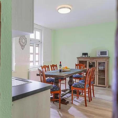 شقة Half-timbered Dream Apartment, *